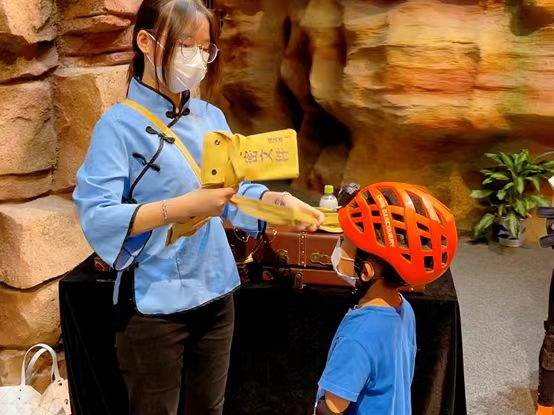 Spectacle de la grotte (Magasin Happy Coast)