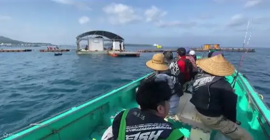 冲绳筏钓｜宽敞甲板不晕船・鱼种丰富・客新手无忧・适合全家大小