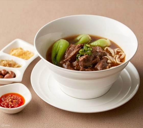 HILTON TAIPEI THE TERRACE Lobby Bar - MRT Taipei City Hall Station