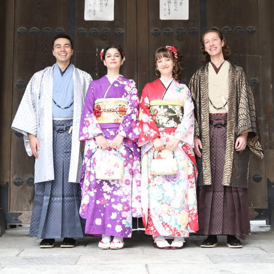 Alquiler de kimonos (proporcionado por Kimono Rental Wargo Tokyo Asakusa)