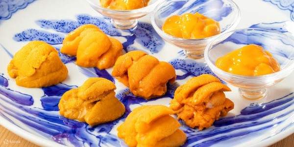 도쿄 스시 성게 스시 아오미 아오야마 지점