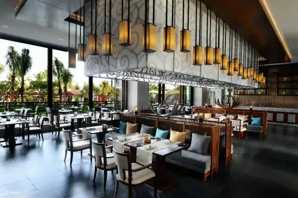 酒店餐厅展示图