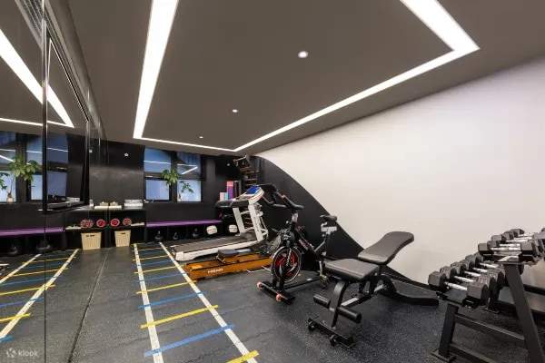 酒店健身房展示图