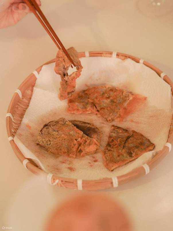 Brew traditional Korean liquor and enjoy tasting it with local food.