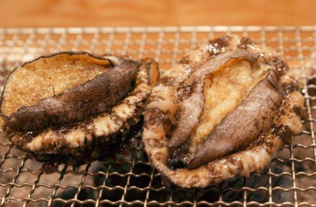 Katukanino Hanasaki (活カニの花咲) Michelin Starred Crab Dish in Sapporo