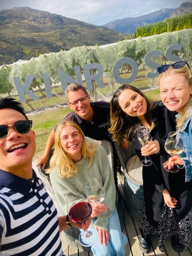 Bas Hop-On Hop-Off Wain di Queenstown	