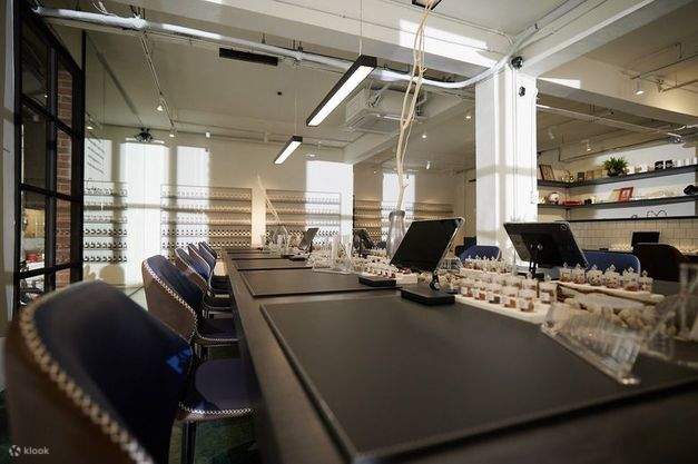 Taipei: Immersive DIY Perfume Making