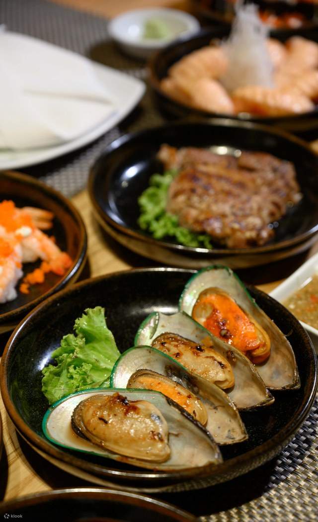 Tiệc tự chọn kiểu Nhật tại Hagi Centara Grand, Central Plaza Ladprao Bangkok