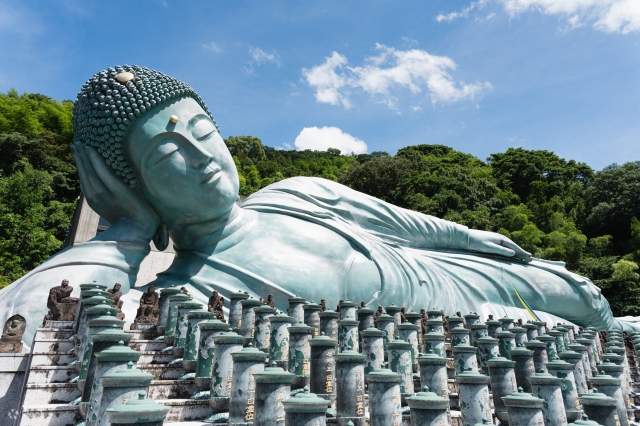 YokaBus Nanzoin's Bronze Buddha and Itoshima's Coastal Wonders