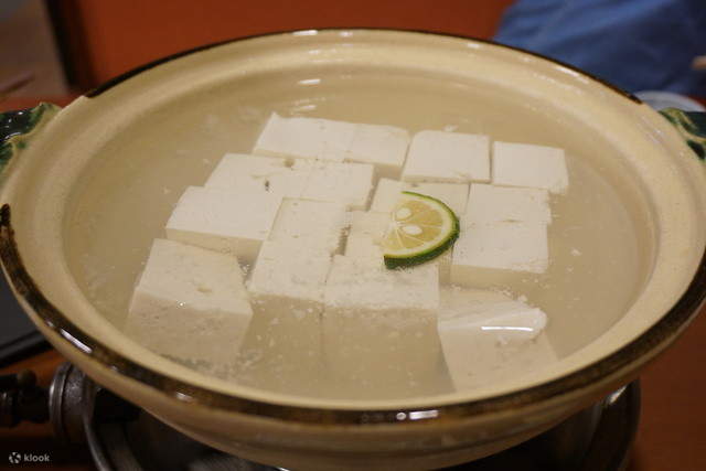 Tofu hotpot