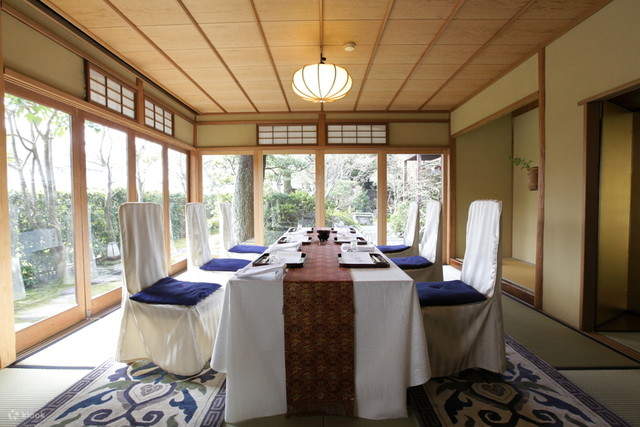 [ร้านอาหารไคเซกิติดดาวมิชลินเป็นเวลาสามปีติดต่อกัน] ชิโมกาโม ซาร์โย ในเกียวโต ร้านอาหารมิชลินสตาร์ ชิโมกาโม ซาร์โย ในเกียวโต