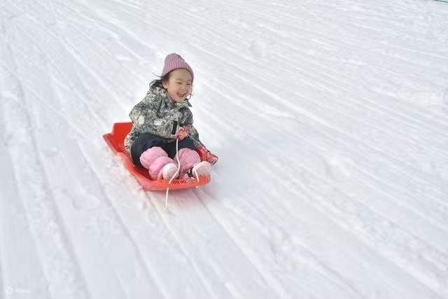 GALA Yuzawa Ski Resort Liftkarten & Ausrüstungsverleih und Lieferung