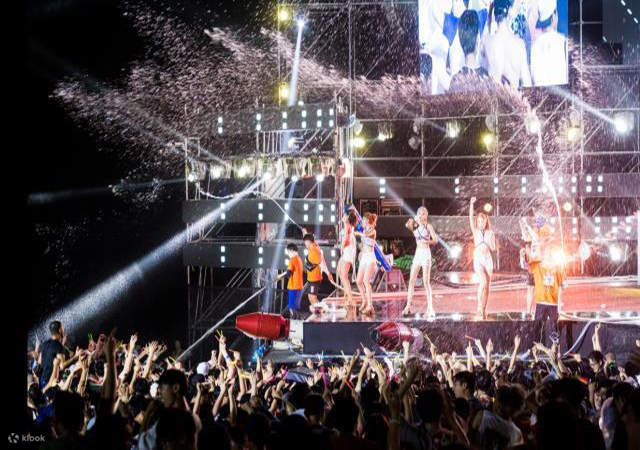 ソウル発】2025 保寧マッド祭り＋K-POPコンサート 1日ツアー | Klook