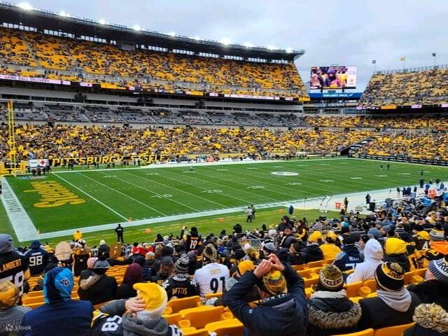 Trận đấu bóng bầu dục Pittsburgh Steelers tại Sân vận động Acrisure - Klook Việt Nam