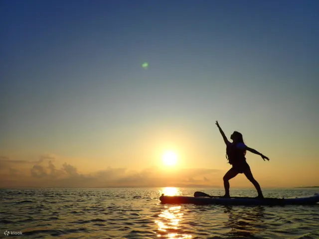 宫古岛海滩 SUP 或独木舟之旅体验（冲绳）