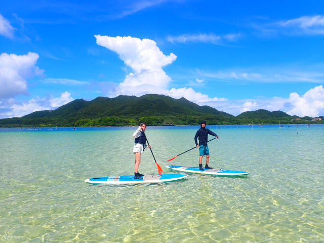 Đảo Ishigaki/1 ngày Chèo SUP/Ca nô Vịnh Kabira & Lặn biển hang động Xanh (Okinawa)