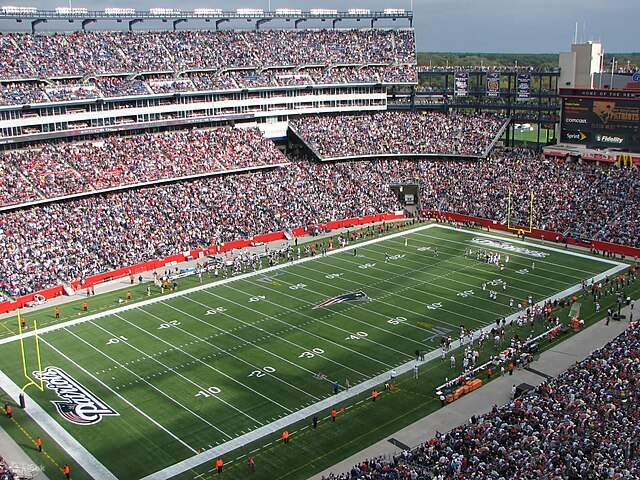 Perlawanan Bola Sepak New England Patriots di Gillette Stadium