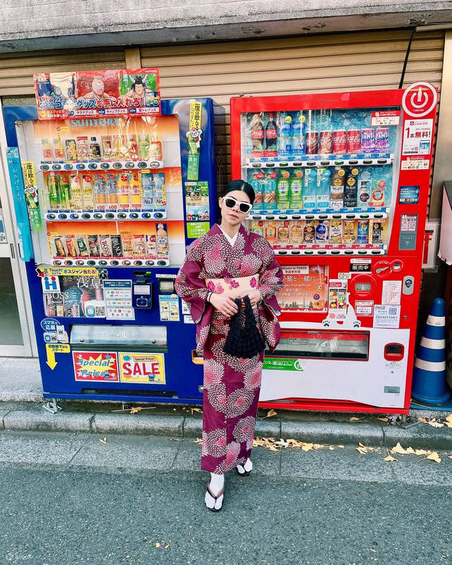 Location de kimonos (fournie par Kimono Rental Wargo, magasin de Kanazawa Korinbo)