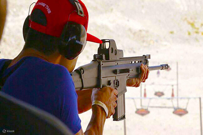 Rasakan sensasi menembak