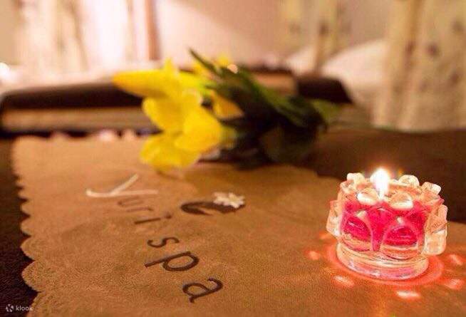 호치민 중심부에 위치한 Yuri Spa에서 편안한 마사지를 즐겨보세요.