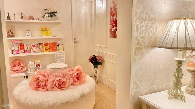 项目多样，满足多重美丽需求：LALA Peel｜毛孔清洁｜提拉紧致｜瘦身护理｜面部美容 等人气项目应有尽有！