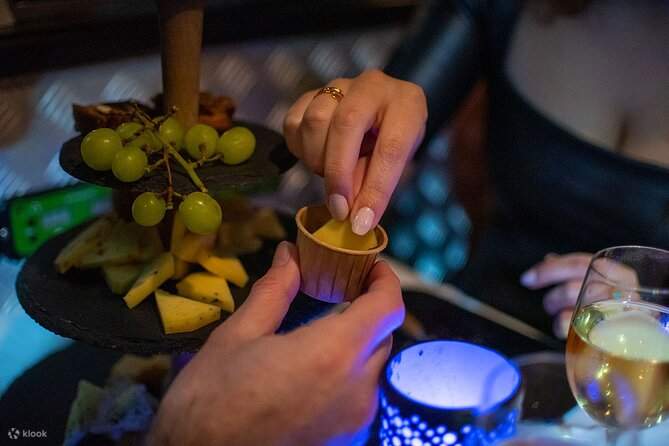 Pelayaran Terusan Petang Amsterdam dengan Wain & Keju