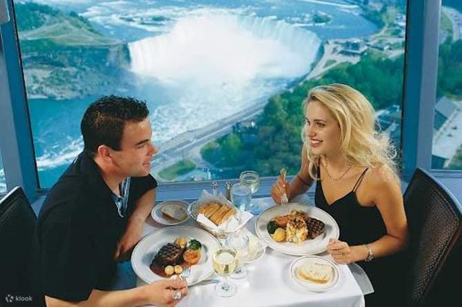 Savor a delightful lunch at Skylon Tower, where stunning views of Niagara Falls enhance your dining experience!