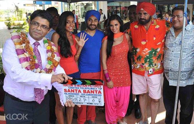 Live Filming At Cine Classic Studio Tour Mumbai India Rasika chavan is at classic studio mira road.