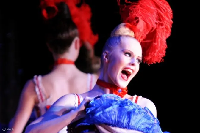 moulin rouge dancers