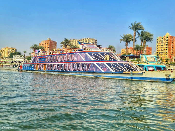 Crucero con cena en el río Nilo en El Cairo con recogida