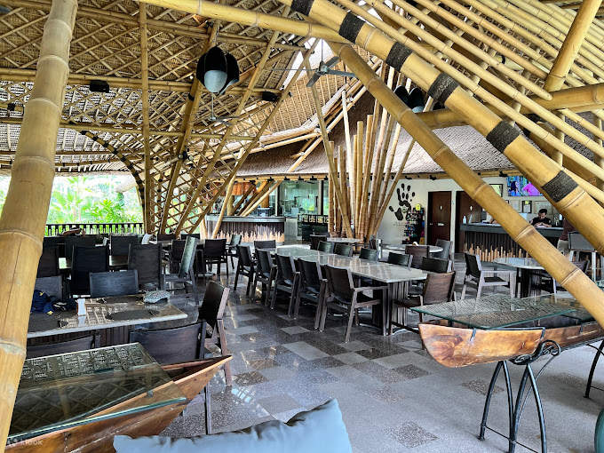 烏布越野車體驗（含激流泛舟／叢林盪鞦韆）