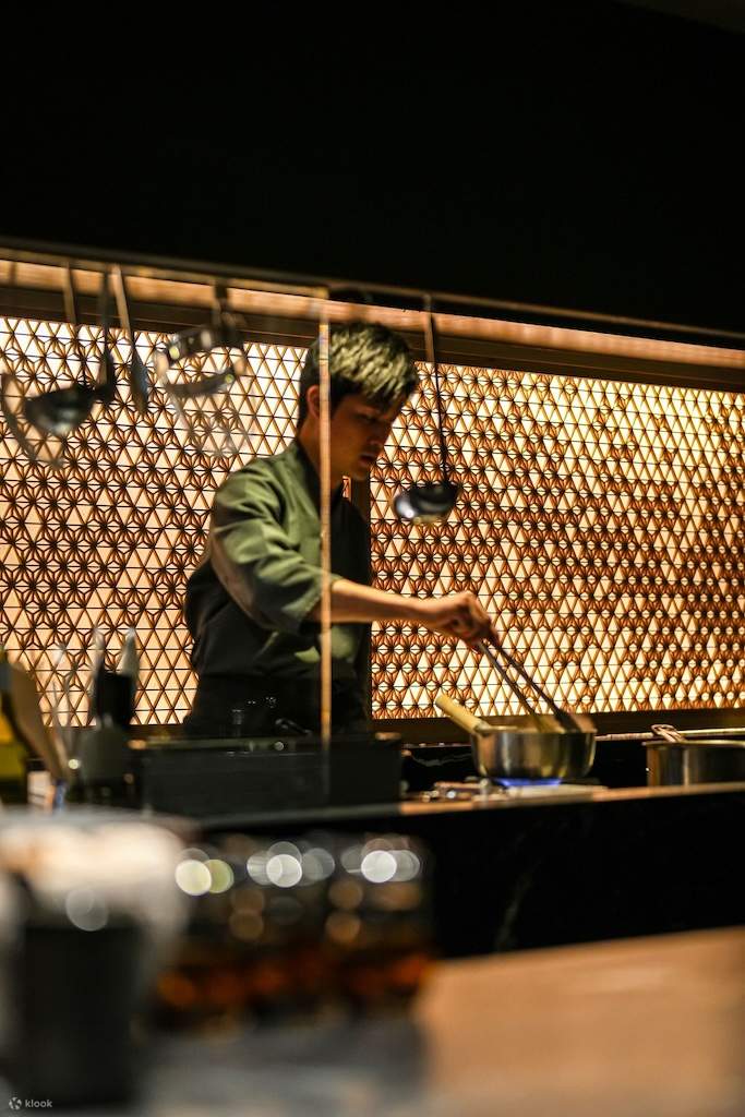 Morita UNIGORO di Singapura