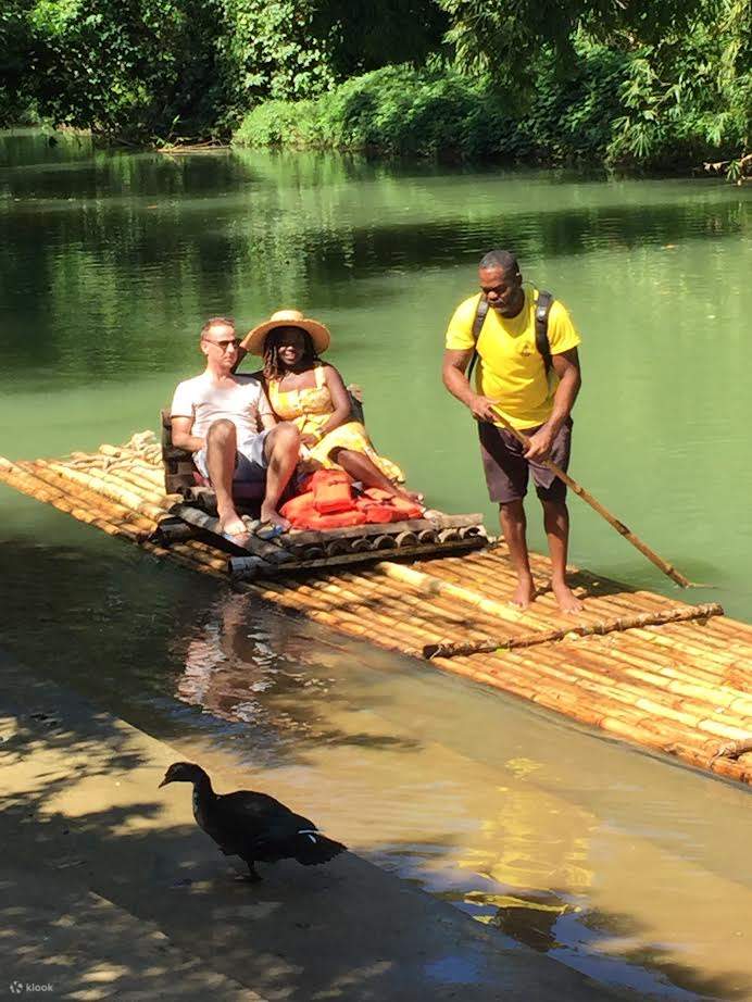 El Rio Lete Balsaje en el río Lete / Masaje con piedra caliza - Klook Estados Unidos