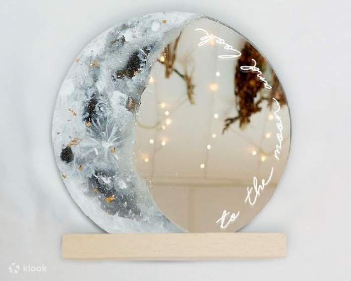 HeyJune Studio - 金箔油画月亮镜工作坊- Klook客路 HeyJune Studio - 金箔油画月亮镜工作坊- Klook客路