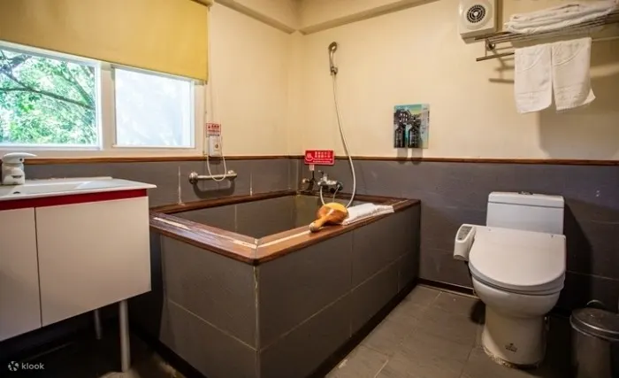 小木屋豪华家庭汤屋