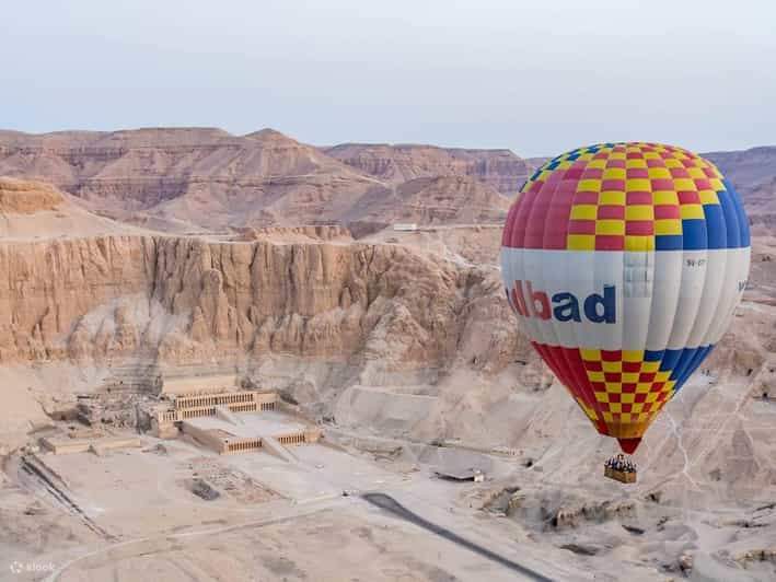 Luxor: Menaiki Belon Udara Panas di atas Peninggalan Luxor dengan Pemindahan Hotel
