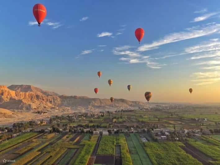 Luxor: Menaiki Belon Udara Panas di atas Peninggalan Luxor dengan Pemindahan Hotel