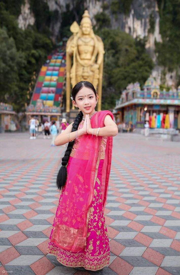 バトゥ洞窟で伝統衣装体験