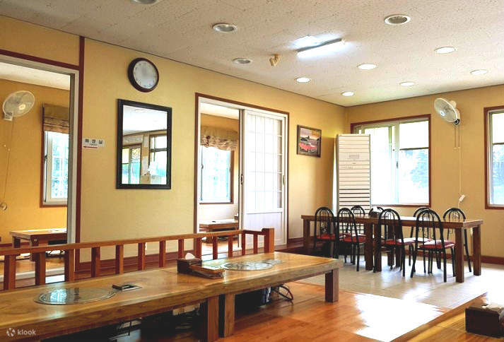 Cheonjeyeon Traditional Korean Restaurant, Jeju Island - Klook
