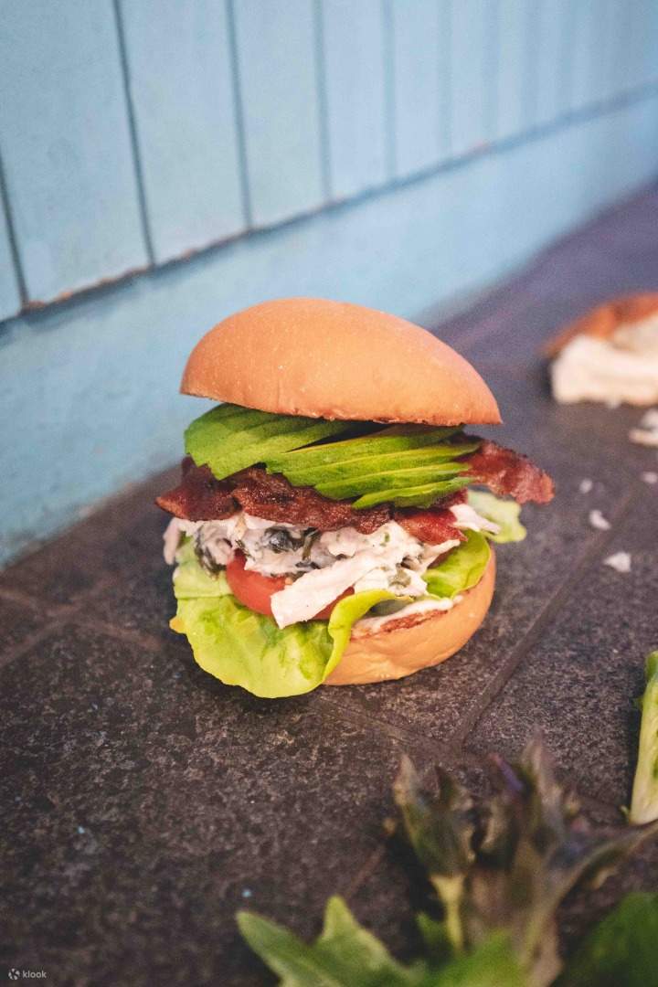 avocado burger
