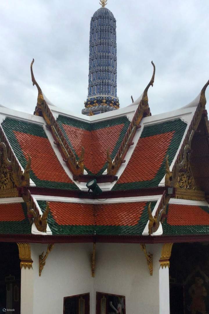 MyProGuide Thailand のオンライン ツアー ガイドでエメラルド寺院を訪問 | Klook