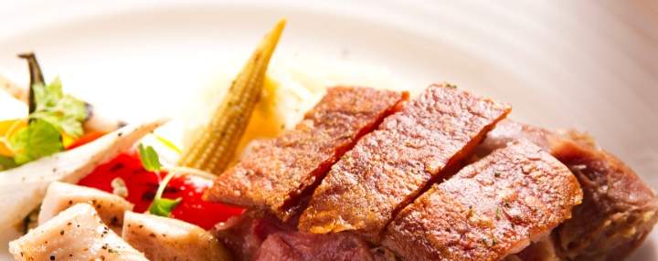 Koleksi 33 View Restaurant - Stesen MRT Banqiao