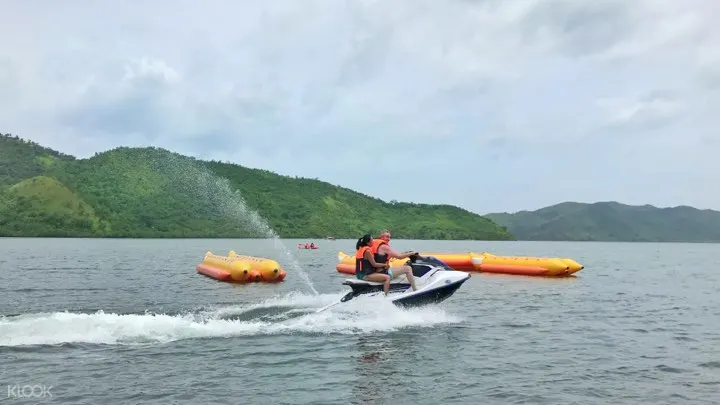 巴拉望科隆島水上摩托車＆獨木舟體驗