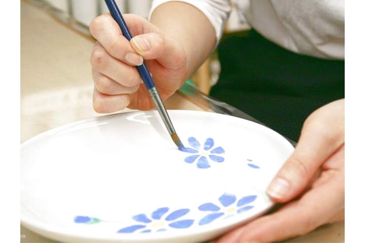 Pengalaman & Galeri Tembikar ISHIKAWA Kutani Mangetsu