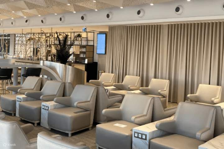 Кресла Plaza Premium Lounge