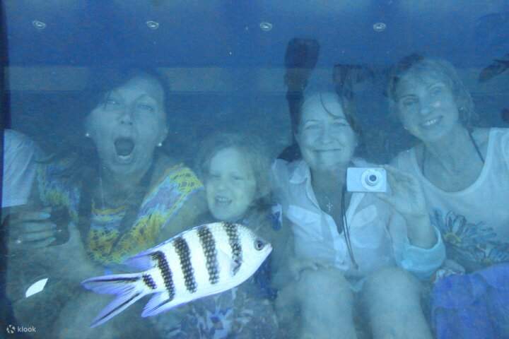 Panorama Semi-Submarine Snorkeling Sea Trip dengan Transfer – Hurghada