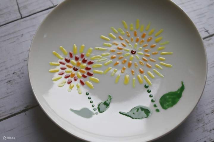 Pengalaman & Galeri Tembikar ISHIKAWA Kutani Mangetsu