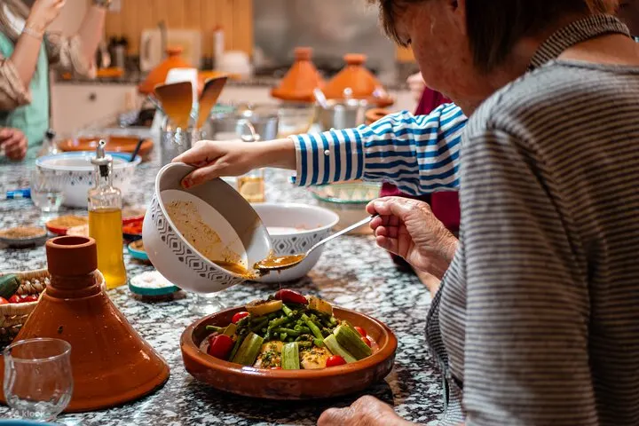 马拉喀什当地厨师的摩洛哥美食烹饪课