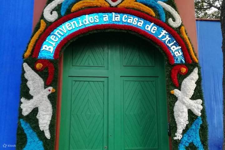 프리다 칼로 미술관, 일명 라 카사 아술 (La Casa Azul)