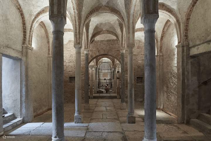 Cripta di San Sepolcro